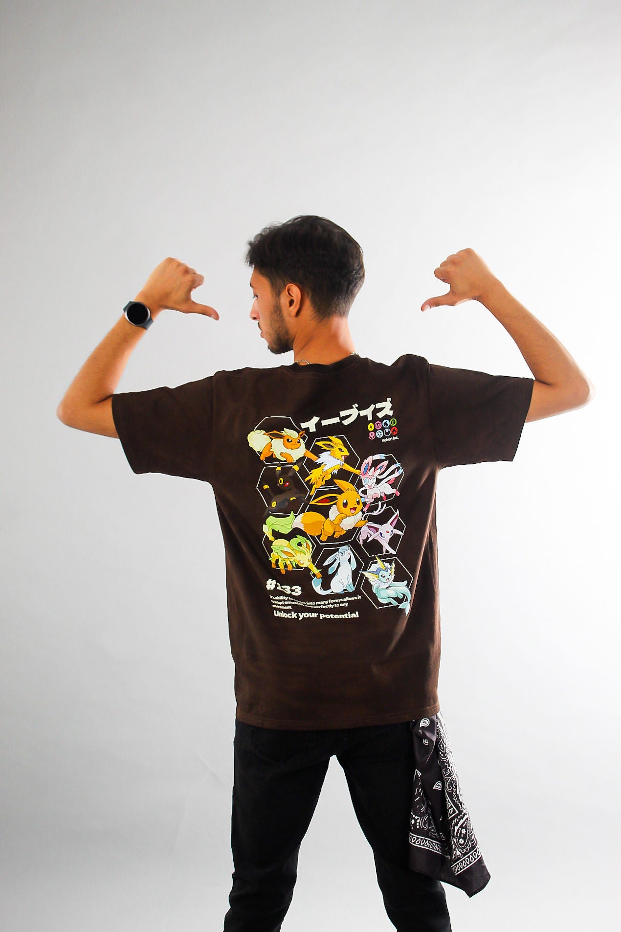 Polera Eevee