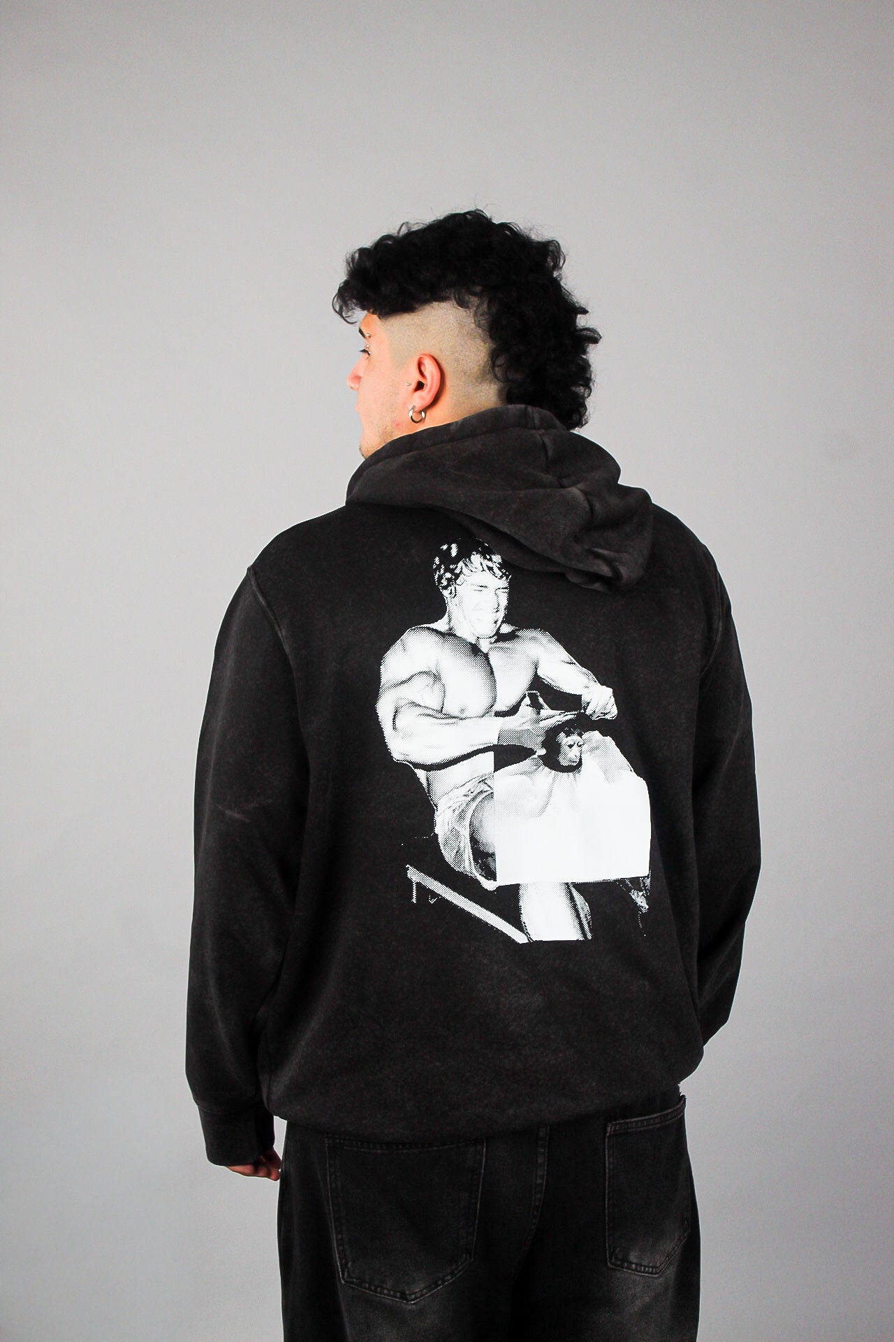 Hoodie Peluquero Schwarzenegger