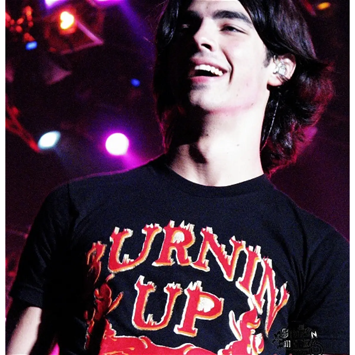 Polera Burnin up Tour