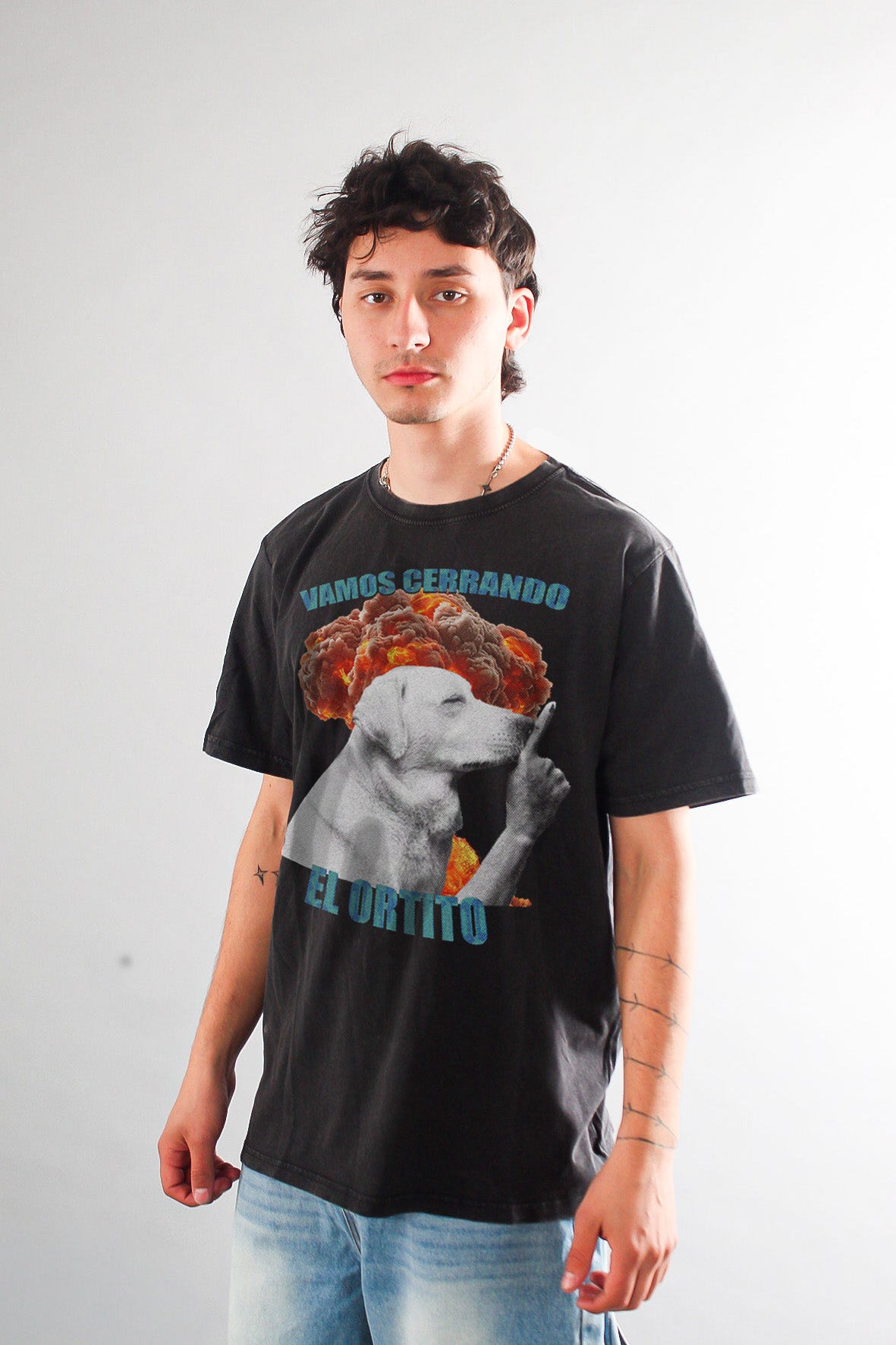 Polera Vamos cerrando el ortito